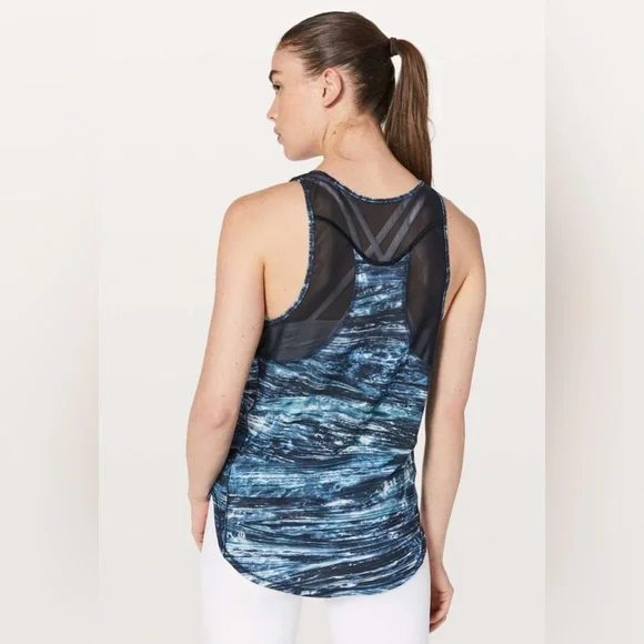 BNWT lululemon Sculpt Tank 2 - Picture 3 of 6